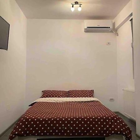 Garsoniera Militari Residence Chiajna Bagian luar foto