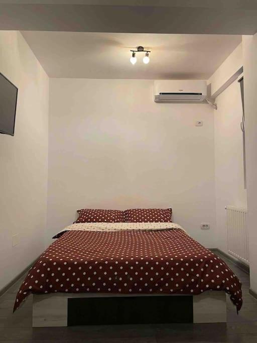 Garsoniera Militari Residence Chiajna Bagian luar foto